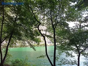 HOST4U - BLONDIE Apartment with Pool & Beautiful View on Iseo Lake - Image 1