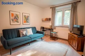 Ferienwohnung im Haus am Hügel - Image 1
