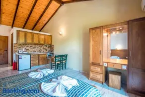Mirage Arillas Studio Type C18 - Image 2