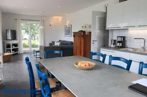 124m_Ferienhaus mit Meerblick - Image 4