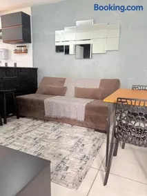 Apê moderno perto do shopping - WI-FI rápido e garagem - Image 2