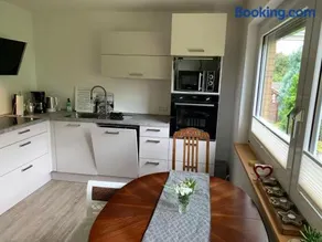 Modernes großes Haus 125qm bei Hamburg - Familien, Gruppen & Business, WiFi 100Mbit Glasfaser, Kamin, Garten 760 qm, zwei Bäder - Image 2
