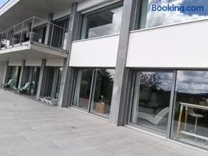 Hillfortswiss holiday inn - Image 5