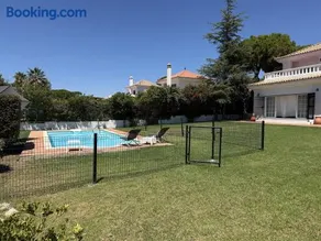 Villa familiale 5 chambres, piscine privée - Image 3