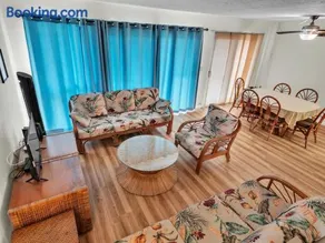 Unit 52 Beautifully Furnished 2 bed 2 bath condo - Image 2