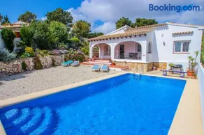 Susana - this lovely detached holiday property in Moraira - Image 3