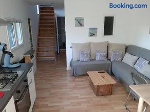 LOCATION APPART 45 M² - 2 CH AVEC JARDIN PRIVATIF - Image 1