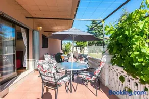 HomeHolidaysRentals Corts - Image 3