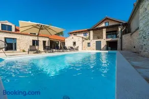 Luxury Villa Cortile - Image 1