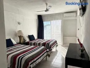 Hotel Independencia - Image 2