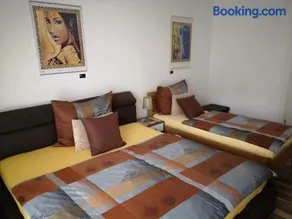 Villa Toscana - Image 2