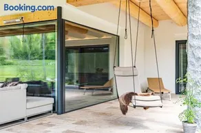 Ferienhaus am See mit Sauna und Whirlpool - Image 3