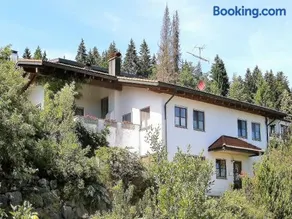 Spettacolare appartamento con griglia e terrazza | Vista sulla montagna - Image 1