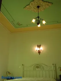 "O Viajante" Low Cost Hotel - Image 2