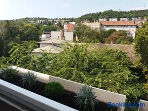 Málnás Macska Apartman - Image 5