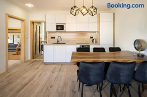 WOODY Apartman - Image 2