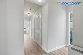The Milburn-Sleeps6-EnclosedGarden-NearGlasgow - Image 3