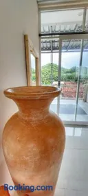 Summerfield Homestay and Cafe - Image 2