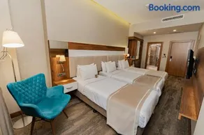 Charma Luxury Hotel by Puriffs - Image 2