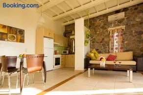 Meliti Sunset View & Private Pool Villa 20 min from Elafonissi - Image 2