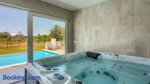 Rustic villa Kave with wellness in Groznjan - Image 3