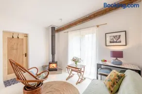 1 Bed in Luddenham oc-s32602 - Image 1