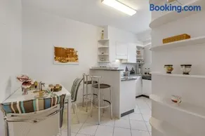 Il Tenero Appartamento with Balcony and Parking - Happy Rentals - Image 2