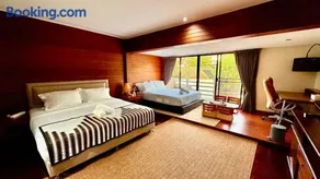 5BR Villa with Private Pool Sukhumvit 10mins BTS - Image 3