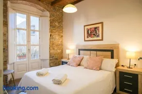 Ganganell Centre. Apartamento con Patio - Image 3