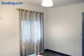 Acogedor Apartamento Muy Cerca de Barcelona - Image 3