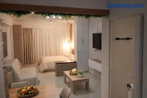 Afanias Laconia Condo Apartment - Image 3