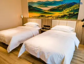 Qingdao Likelai Garden Hotel - Image 1