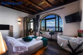 Kemì Luxury Suites - Image 3
