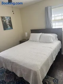 Gloria's House - Image 4