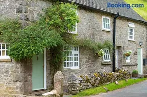 Bankside Cottage Milldale - Image 2