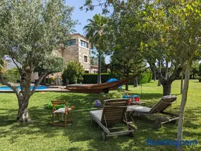 Family-friendly finca with picturesque garden - Image 4