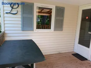 Bungalow charmant avec piscine partagée à Saint-Chéron - Image 2