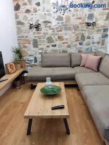 Angel's Luxury Studio - Image 1