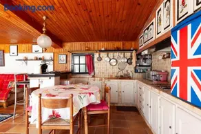 Petite maison dans une propriété - Image 3