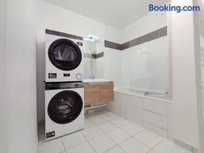 Charming 3 rooms with parking - Image 3