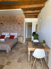 Très beau studio avec terrasse - Image 3