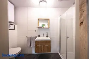 Eindhoven Inn - Image 5