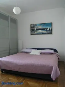 HVAR CENTRAL APARTMENT - Image 4