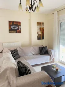 Golden Stay - Image 1