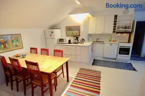 Petsamo Apartment - Image 2