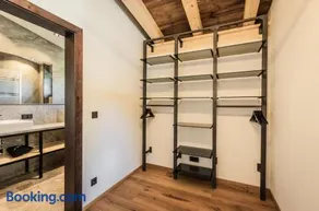 Beautiful, completely renovated house in Méribel - Image 1