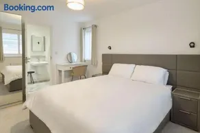 Host and Stay - The Cosy Corner - Image 2