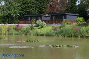 Shearsby Valley Lakes Accommodation - Image 3