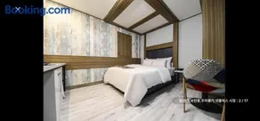 Ramon Hotel - Image 3