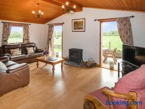 Chestnut Lodge - Image 2